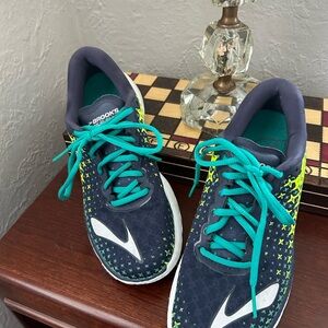 Women’s Brooks Pureflow 5 Running Shoes Blue Size 9